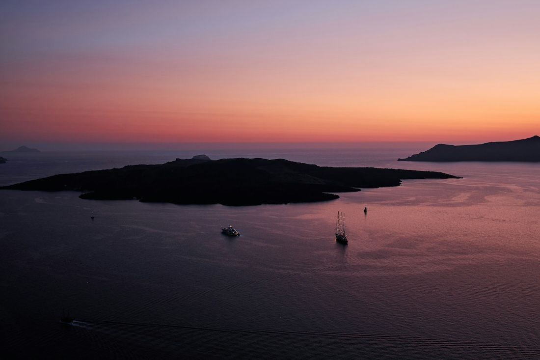 Santorini cheapest hotels